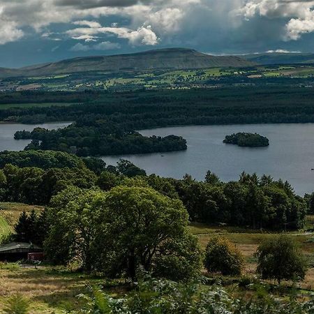 The Mews - A Cottage With A Spectacular Lake View Port Of Menteith Экстерьер фото